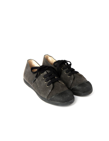 ZAPATILLA ANTRACITA CORDONES