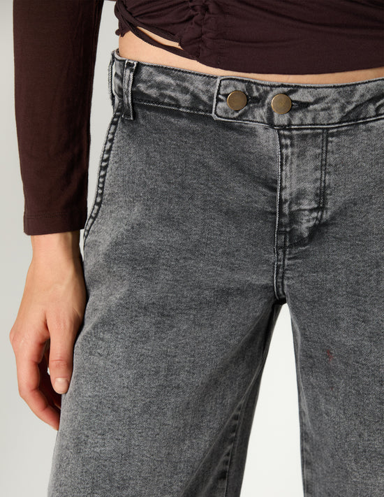 NN EMBROIDERED GRAY PANTS