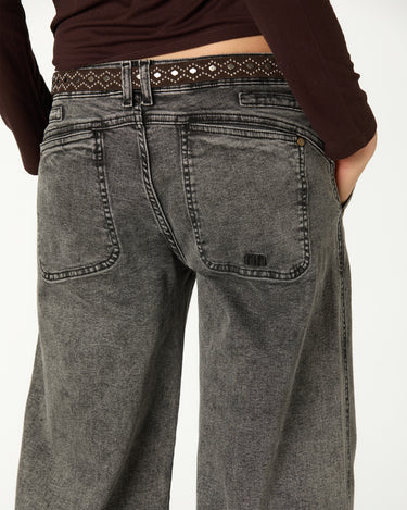 PANTALÓN NN BORDADO GRIS