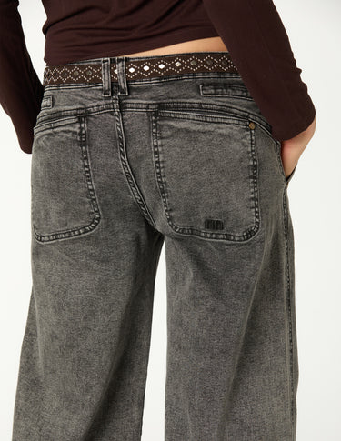 PANTALÓN NN BORDADO GRIS