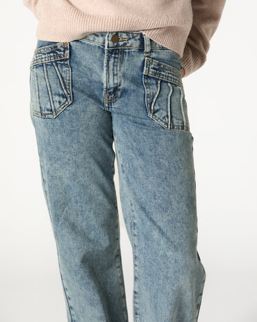 PANTALÓN AZUL BOLSILLOS COSTURAS