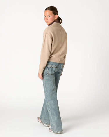 PANTALÓN AZUL BOLSILLOS COSTURAS