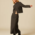 FALDA MIDI NEGRA RAYAS
