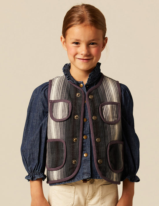 CONTRAST STRIPED VEST
