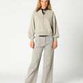 PANTALÓN DENIM TIRO ALTO GRIS CLARO