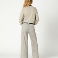 PANTALÓN DENIM TIRO ALTO GRIS CLARO