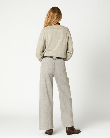 PANTALÓN DENIM TIRO ALTO GRIS CLARO