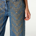 PANTALON BORDADO DENIM AZUL