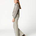 PANTALÓN GRIS CLARO TACHAS MINI