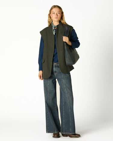 OVERSIZED GREEN VEST