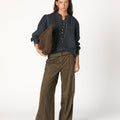 BROWN CONTRAST PIPING TROUSERS