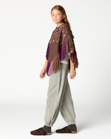 PONCHO BORDADO