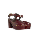 BURGUNDY WEDGE CLOG