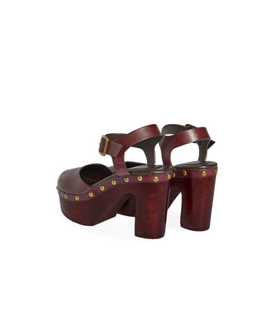 BURGUNDY WEDGE CLOG