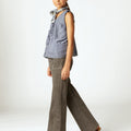GREY PANTS POCKETS SEAMS