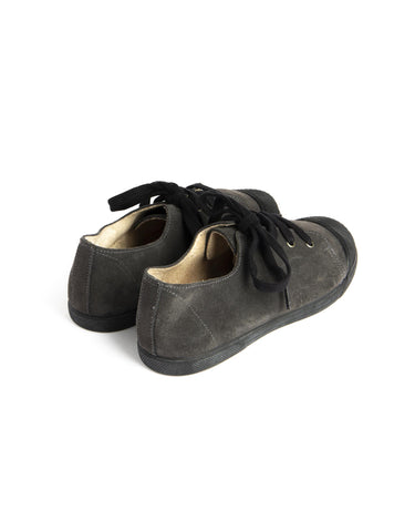 ZAPATILLA ANTRACITA CORDONES