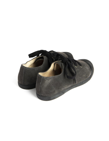 ZAPATILLA ANTRACITA CORDONES