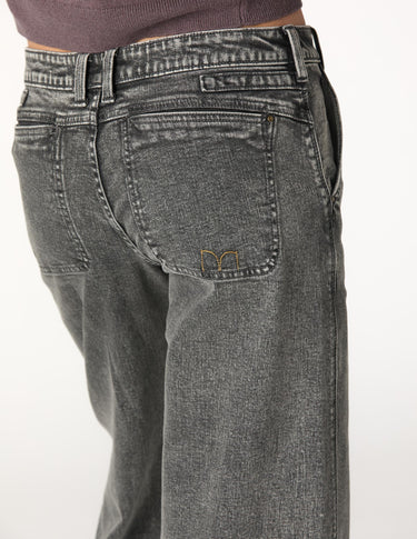 PANTALÓN "NN" BORDADO GREY
