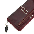 CARTERA TACHAS ROMBO BURGUNDY