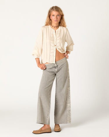 METALLIC EMBROIDERED LIGHT GREY PANTS