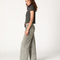 PANTALÓN HEBILLAS GRIS