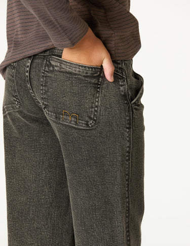 PANTALÓN "NN" BORDADO GREY