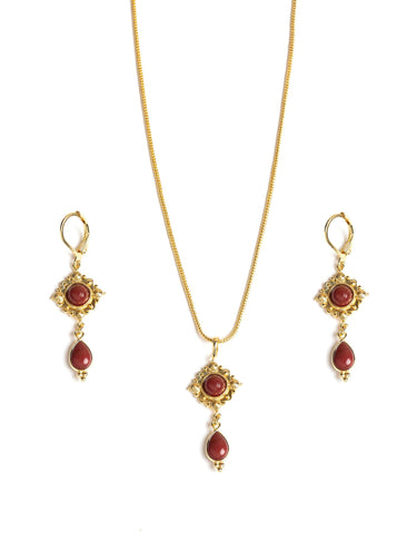 SQUARE GOLD/GARNET NECKLACE