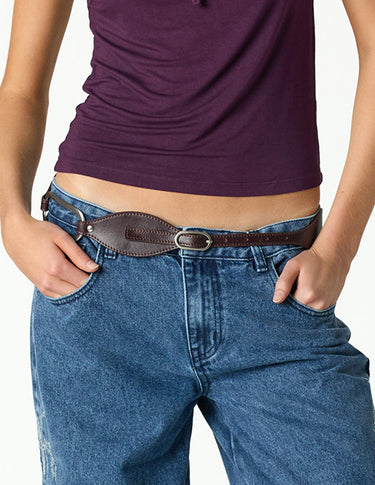 MAROON PLEATED BELT