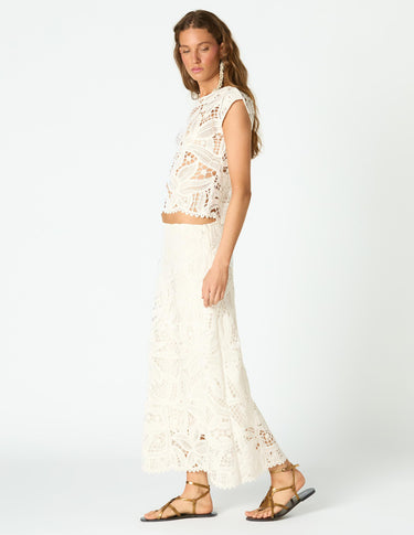 WHITE LACE SKIRT