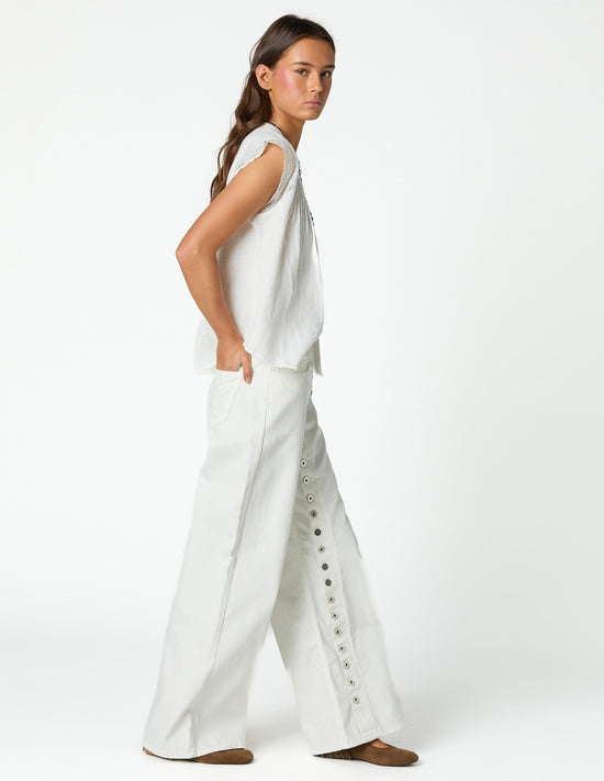 PANTALÓN DENIM BLANCO BOTONES
