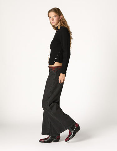 BLACK BUTTON RIBBED SWEATER