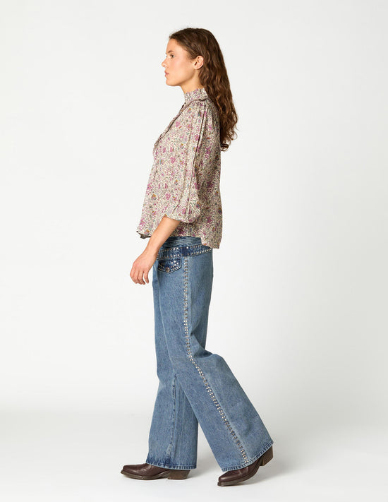 BOTANIC GARDEN RUCHED V-NECK SHIRT
