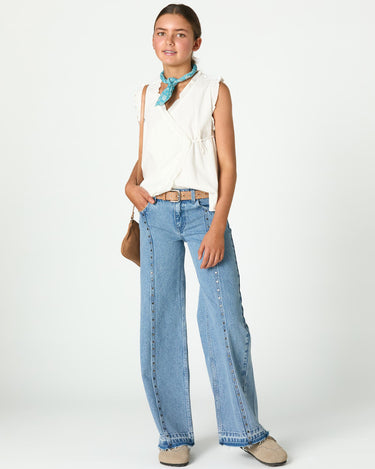 CRISS-CROSS DOBBY SLEEVELESS SHIRT