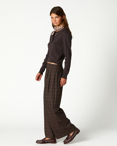 PANTALON PLIEGUE CUADRO MARRON