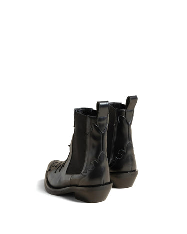 BLACK COWBOY BOOT