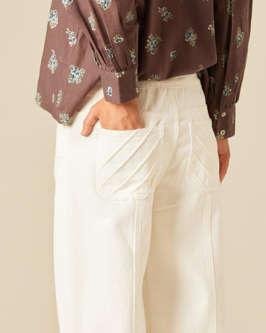PANTALÓN BOLSILLOS PESPUNTES RAYAS BLANCO