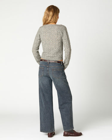 TOP PUNTO ESCOTE REDONDO LIGHT GREY