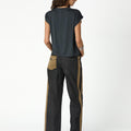 PLEATS ANTHRACITE T-SHIRT