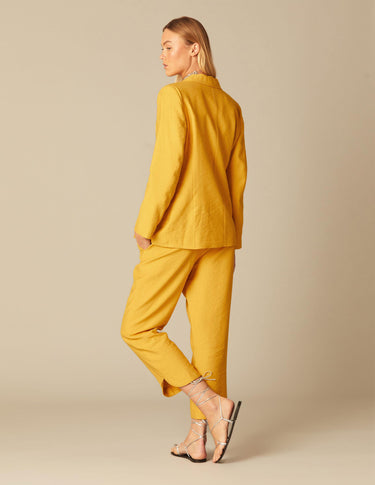 YELLOW BLAZER