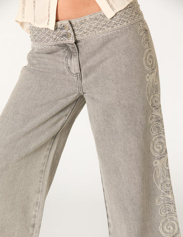 METALLIC EMBROIDERED LIGHT GREY PANTS