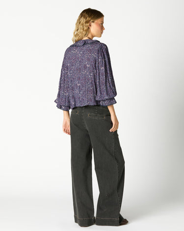 CAMISA VOLANTE JARETAS NIGHT GARDEN PLUM