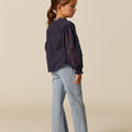 PANTALÓN BOLSILLOS VAQUERO RAYA AZUL