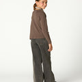 PANTALÓN "NN" BORDADO GREY