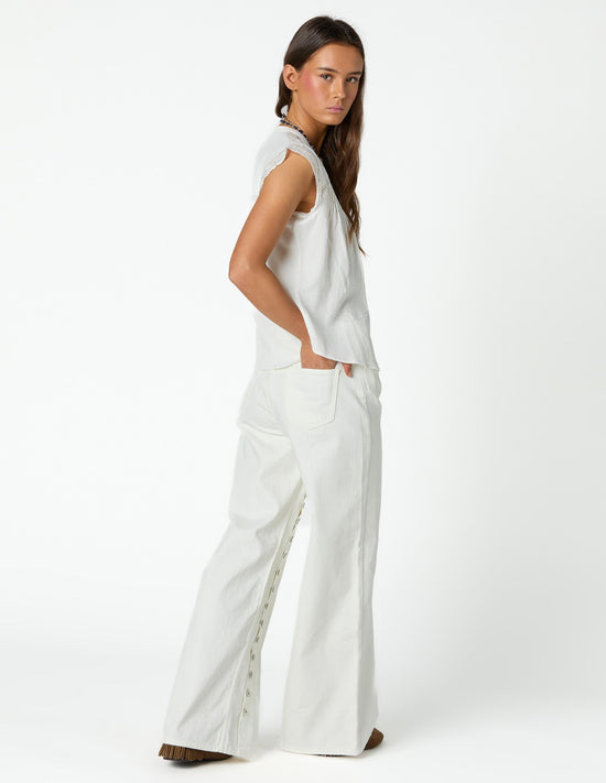 PANTALÓN DENIM BLANCO BOTONES