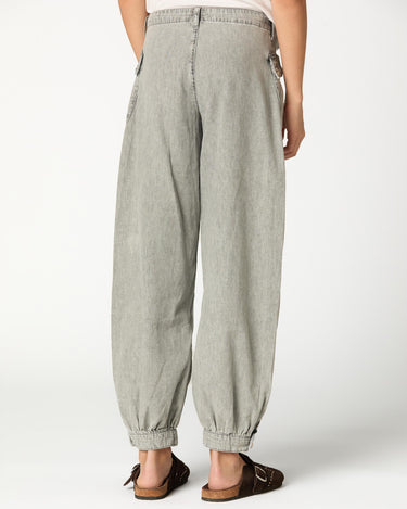 LIGHT GRAY BLOOMER PANTS