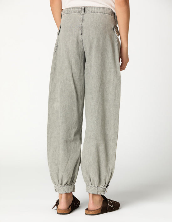 LIGHT GRAY BLOOMER PANTS