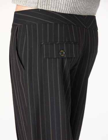 PANTALÓN COSTURA AZUL