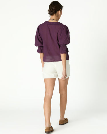SHORT YOKE STUDS WHITE DENIM