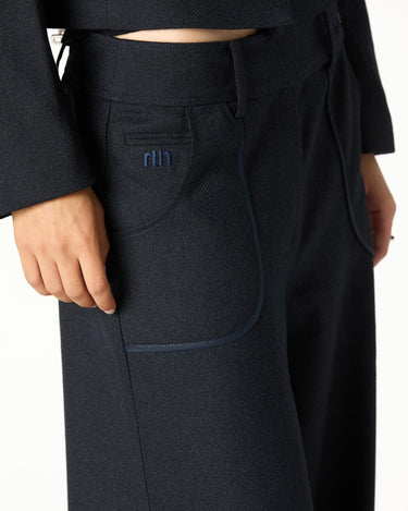 PANTALÓN BOLSILLOS PIPING AZUL