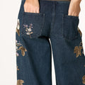PANTALÓN BORDADO FLOR BLUE RIN